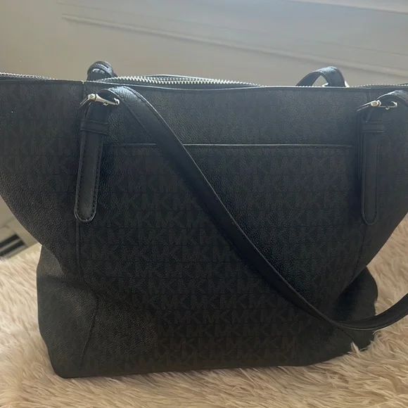 Michael Kors Black Tote Bag - Picture 2 of 2